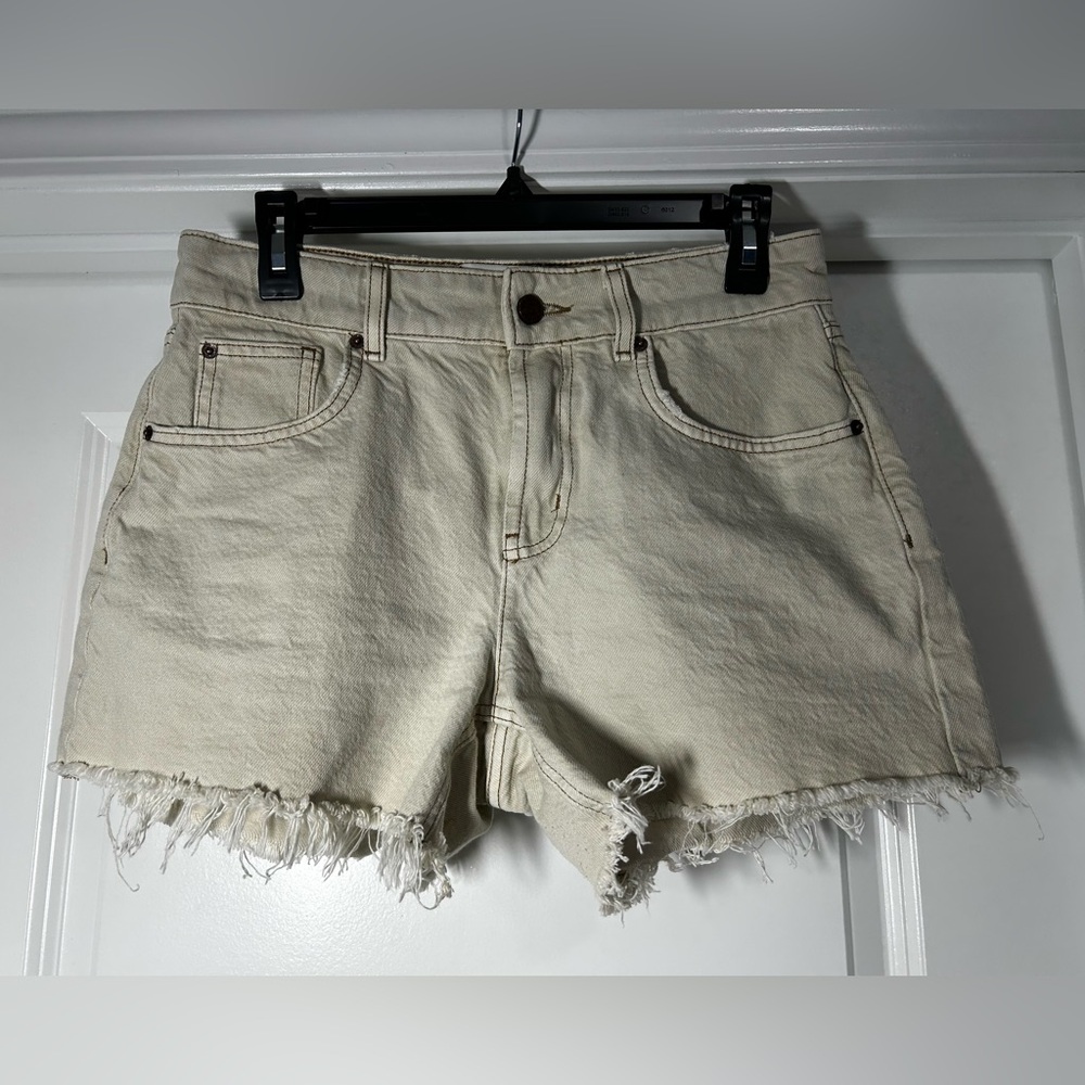 BDG Cream Frayed‎ Hem Jean Shorts
